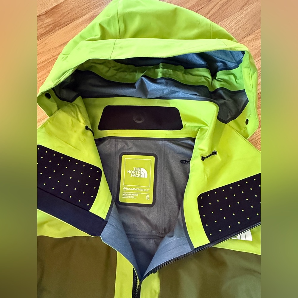 The North Face Summit Series Verbier ski jacket - Picture 2 of 5
